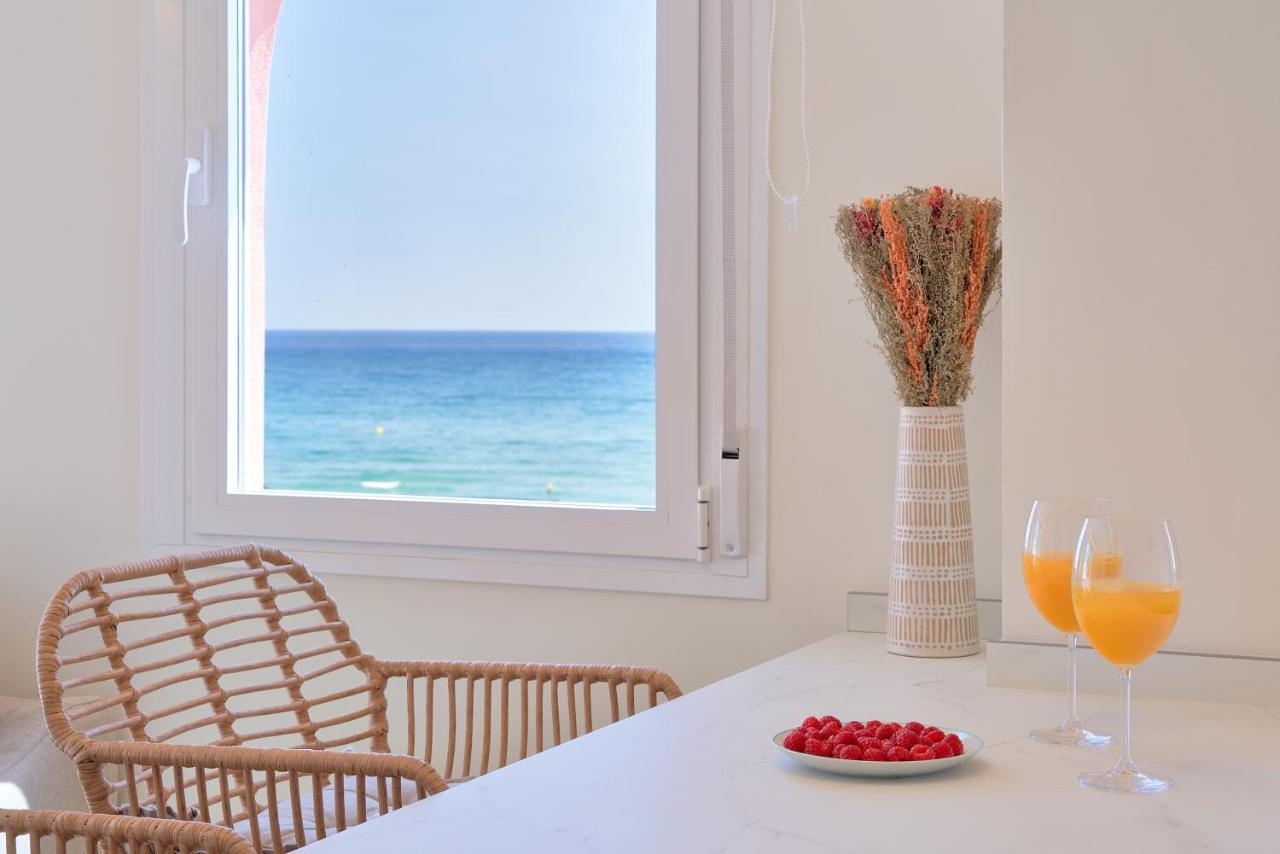 Sea Suite Beachfront Marbellac Extérieur photo