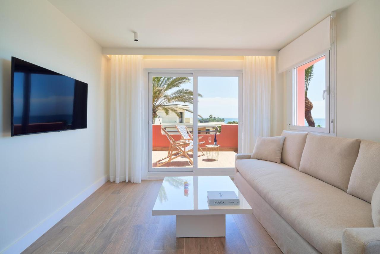 Sea Suite Beachfront Marbellac Extérieur photo