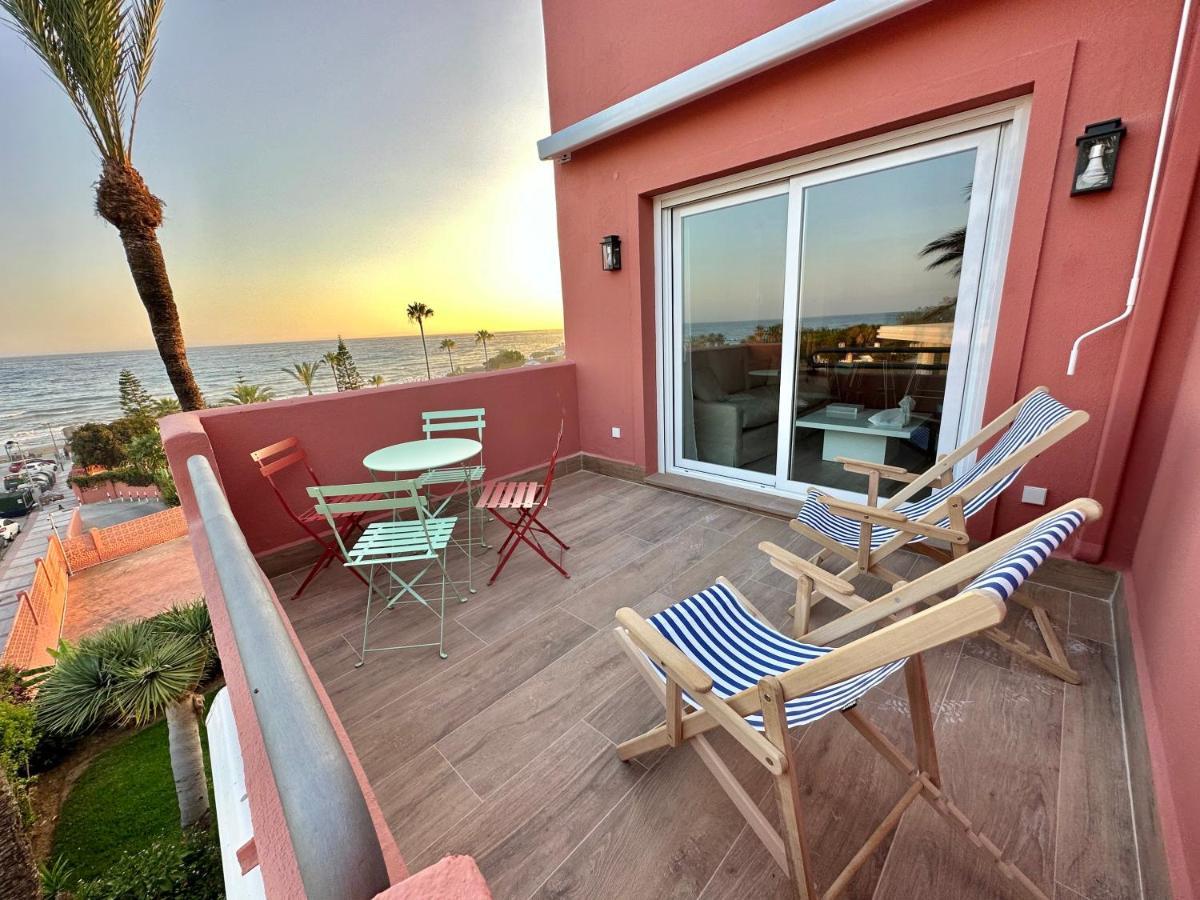 Sea Suite Beachfront Marbellac Extérieur photo